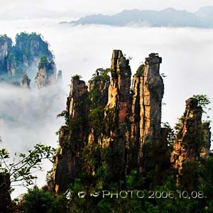 休閑自駕L線：張家界、袁家界、天子山、寶峰湖、猛洞河漂流、芙蓉鎮(zhèn)三晚四日游